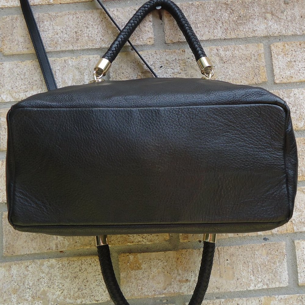 COLE HAAN black genuine leather crossbody bag. - Picture 5 of 16